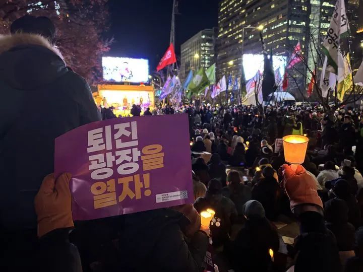 韩国在野党发起总统尹锡悦弹劾动议案，国会即将投票表决